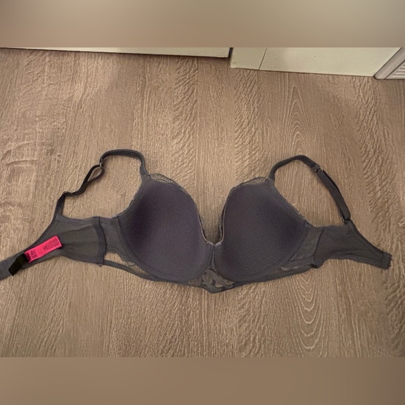 Lasenza Gray and lace bra - Picture 4 of 5